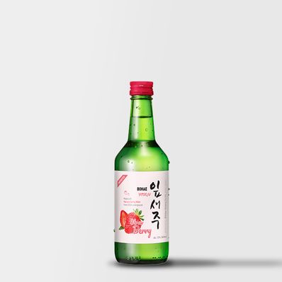 Yipseju Strawberry Soju, 360ml