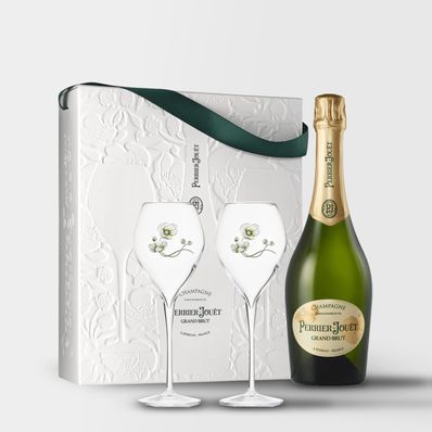 Perrier Jouet Brut NV  2 Glasses, Champagne (with giftbox)